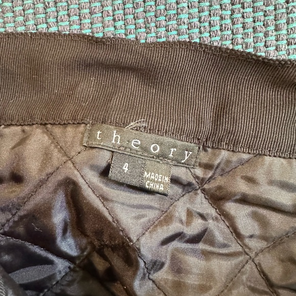 Black Puckered Theory Skirt - Picture 4 of 4